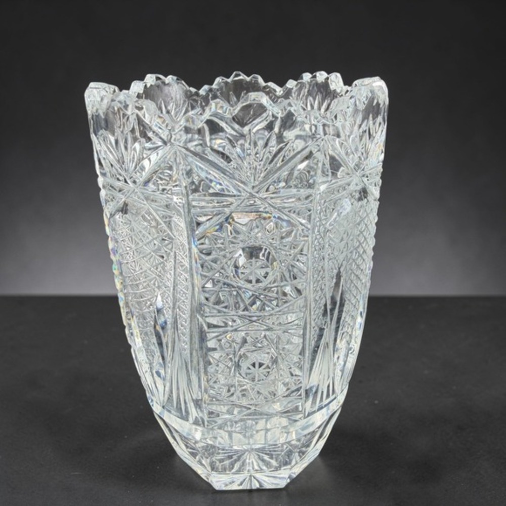 Vintage Cut Crystal‎ Vase 5 Inch Sawtooth Rim Starburst Diamond Pattern Clear